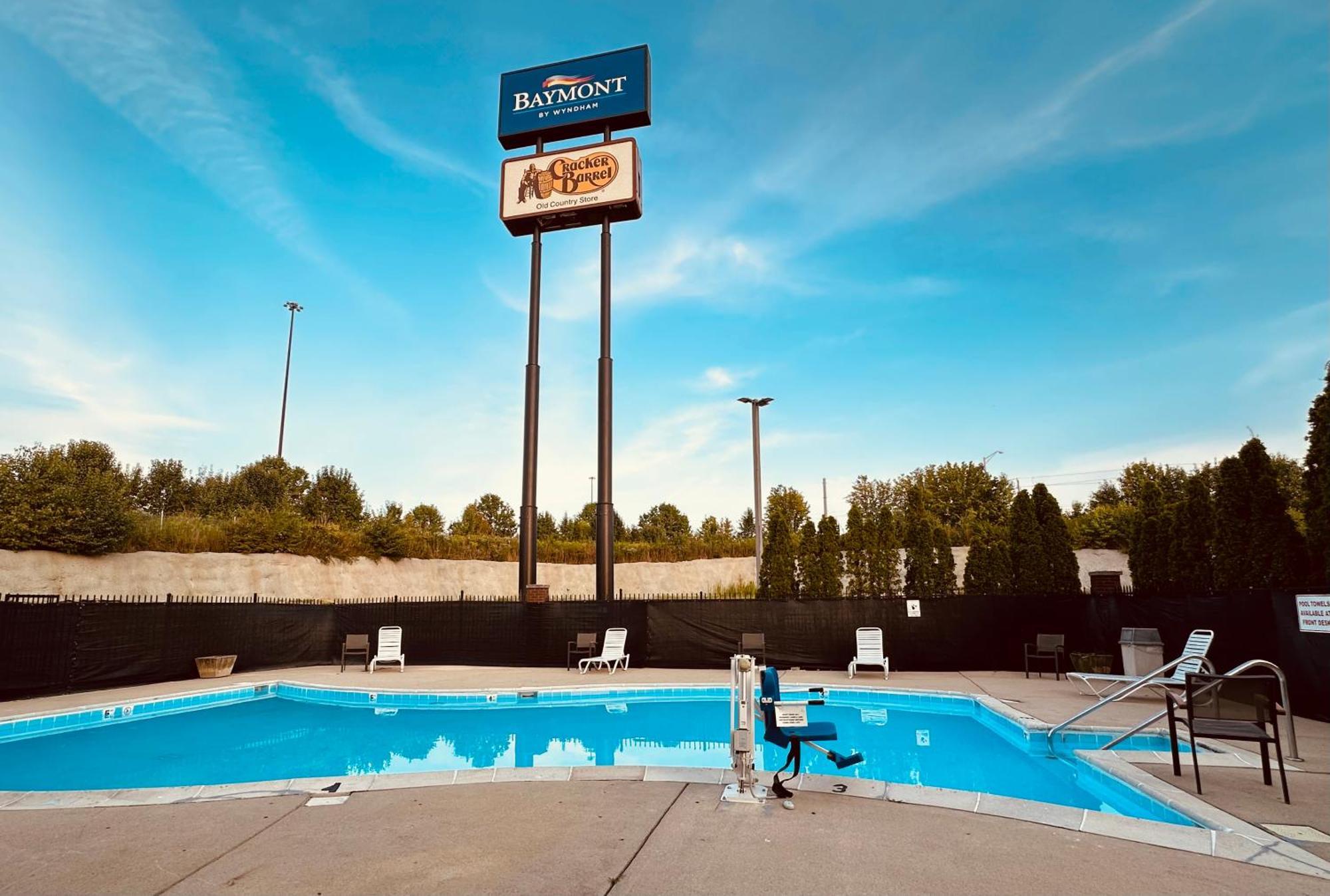 Baymont By Wyndham Indianapolis South Hotel Exterior foto